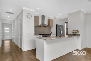14 Jolimont Avenue, MICKLEHAM, VIC 3064 AUS
