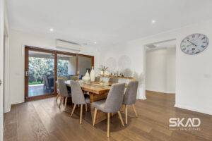 31 Dalmeny Way, MERNDA, VIC 3754 AUS