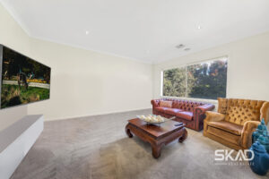31 Dalmeny Way, MERNDA, VIC 3754 AUS