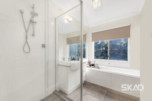 31 Dalmeny Way, MERNDA, VIC 3754 AUS