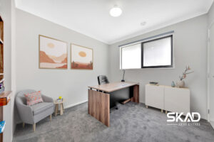 21 Kenora Way, MICKLEHAM, VIC 3064 AUS
