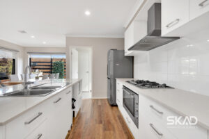 21 Kenora Way, MICKLEHAM, VIC 3064 AUS