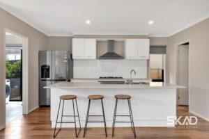 21 Kenora Way, MICKLEHAM, VIC 3064 AUS
