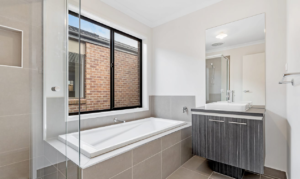 5 Foxley Crescent, MICKLEHAM, VIC 3064 AUS