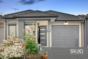 4 Burrows Place, CRAIGIEBURN, VIC 3064 AUS