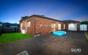 2 Falls Avenue, CRAIGIEBURN, VIC 3064 AUS