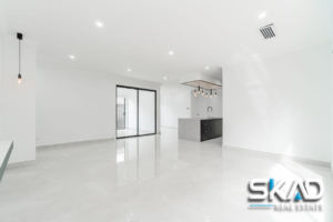 124 Compass Drive, GREENVALE, VIC 3059 AUS