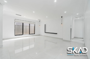 124 Compass Drive, GREENVALE, VIC 3059 AUS