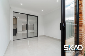 124 Compass Drive, GREENVALE, VIC 3059 AUS