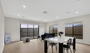 15 Madura Promenade, MICKLEHAM, VIC 3064 AUS