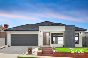 111 Errol Boulevard, MICKLEHAM, VIC 3064 AUS