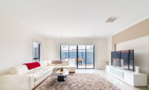 27 Coolamon Drive, CRAIGIEBURN, VIC 3064 AUS