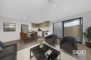 33 Soho Crescent, WOLLERT, VIC 3750 AUS