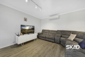 33 Soho Crescent, WOLLERT, VIC 3750 AUS