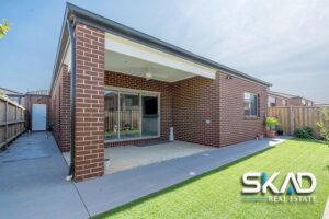 24 Rowena Way, MICKLEHAM, VIC 3064 AUS
