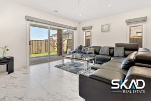 24 Rowena Way, MICKLEHAM, VIC 3064 AUS