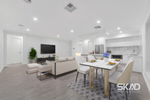 25 Huntingfield Street, THORNHILL PARK, VIC 3335 AUS