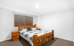 90 Whiteleaf Drive, MICKLEHAM, VIC 3064 AUS