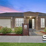 17 Serendip Crescent, GREENVALE, VIC 3059 AUS
