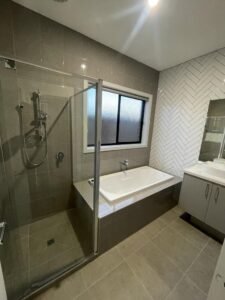43 Madura Promenade, MICKLEHAM, VIC 3064 AUS
