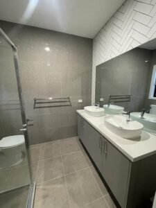 43 Madura Promenade, MICKLEHAM, VIC 3064 AUS