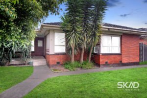21 Simpson Street, THOMASTOWN, VIC 3074 AUS