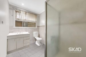 21 Simpson Street, THOMASTOWN, VIC 3074 AUS