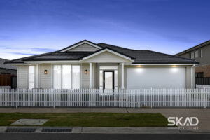 51 Creekbridge Street, CRAIGIEBURN, VIC 3064 AUS