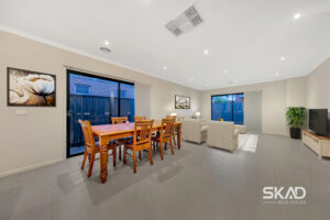 5 Gunther Way, WOLLERT, VIC 3750 AUS
