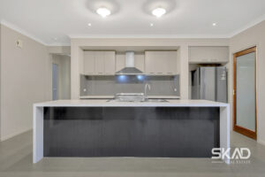5 Gunther Way, WOLLERT, VIC 3750 AUS