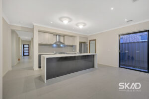 5 Gunther Way, WOLLERT, VIC 3750 AUS