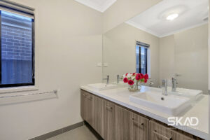 5 Gunther Way, WOLLERT, VIC 3750 AUS