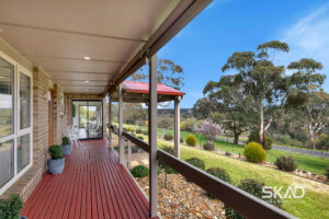 18 Mount View Road, WANDONG, VIC 3758 AUS