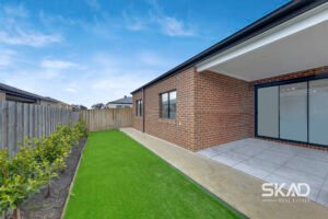 19 Flaxseed Drive, MICKLEHAM, VIC 3064 AUS