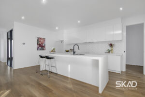 43 Nubeena Crescent, DONNYBROOK, VIC 3064 AUS