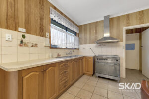 54 Mount View Road, THOMASTOWN, VIC 3074 AUS