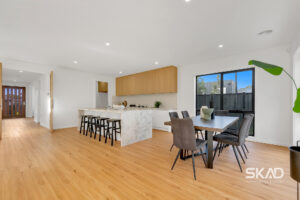 16 Crestwood Road, GREENVALE, VIC 3059 AUS