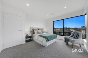 16 Crestwood Road, GREENVALE, VIC 3059 AUS
