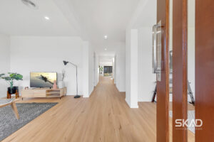 16 Crestwood Road, GREENVALE, VIC 3059 AUS