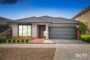 5 Bunurong Avenue, WOLLERT, VIC 3750 AUS
