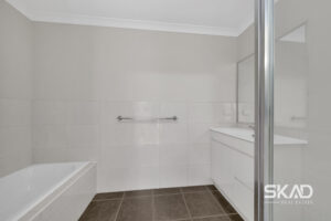 7 Basalt Terrace, EPPING, VIC 3076 AUS