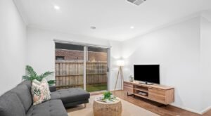 13 Metropolis Way, DONNYBROOK, VIC 3064 AUS
