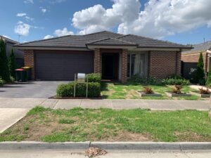 12 Dashing Road, CRAIGIEBURN, VIC 3064 AUS