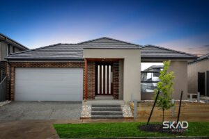26 Cockatoo Road, GREENVALE, VIC 3059 AUS