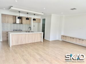 5 Reminis Drive, DONNYBROOK, VIC 3064 AUS