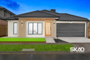 39 Madura Promenade, MICKLEHAM, VIC 3064 AUS