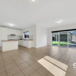 14 Cooma Lane, CRAIGIEBURN, VIC 3064 AUS