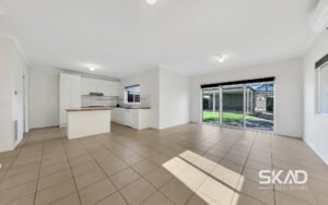 14 Cooma Lane, CRAIGIEBURN, VIC 3064 AUS