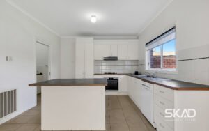 14 Cooma Lane, CRAIGIEBURN, VIC 3064 AUS