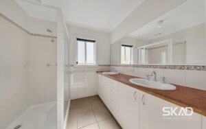 14 Cooma Lane, CRAIGIEBURN, VIC 3064 AUS